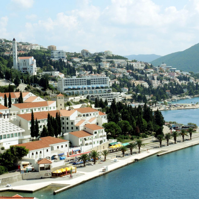 Neum