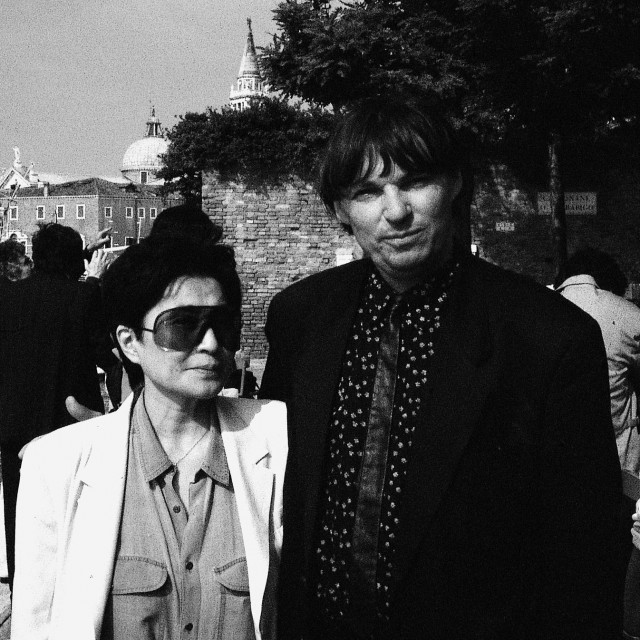 Braco Dimitrijević i Yoko Ono u Veneciji 1990. godine