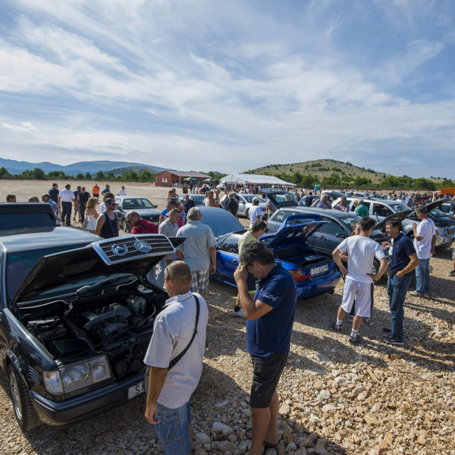 Sajam rabljenih automobila u Šibeniku