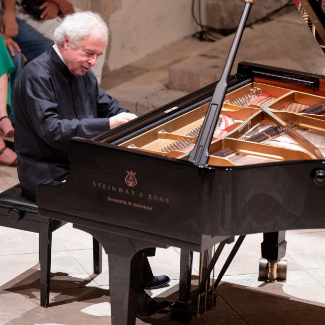 Andras Schiff