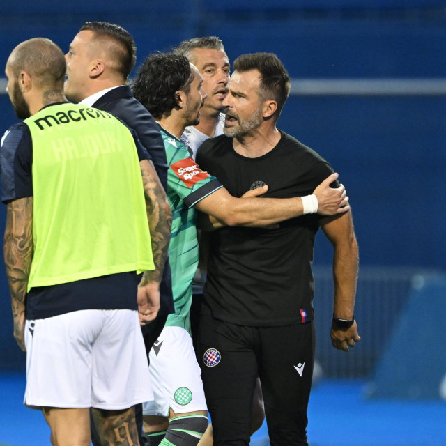 Trener Hajduka Ivan Leko dobio je crveni karton