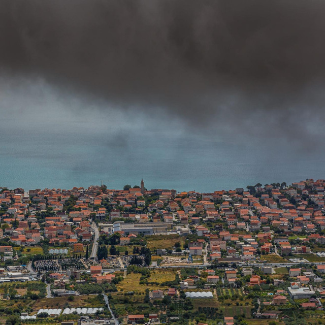 Pogled na Kaštel Novi i Kaštel Štafilić