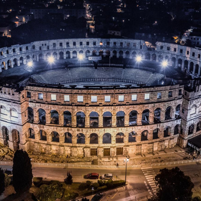 Pulska arena