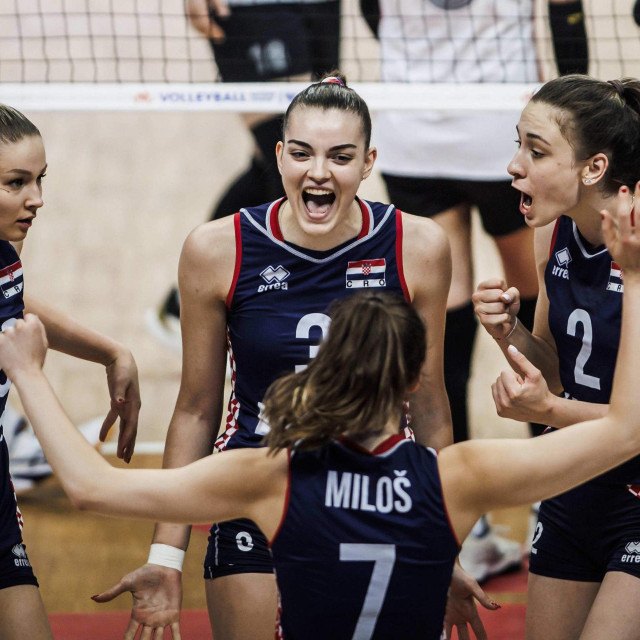 Ema Strunjak, Andrea Mihaljević, Dijana Karatovic Laura Miloš