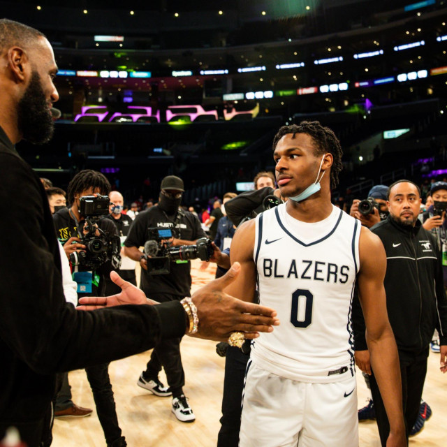 LeBron James i LeBron James Jr (Bronny)