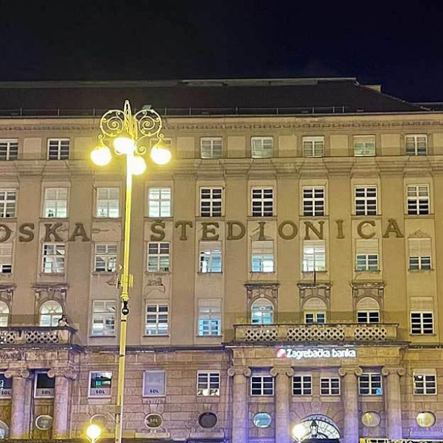 Poslovnica Zagrebačke banke na Trgu bana Jelačića
