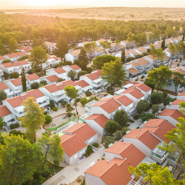 Zaton Holiday Resort