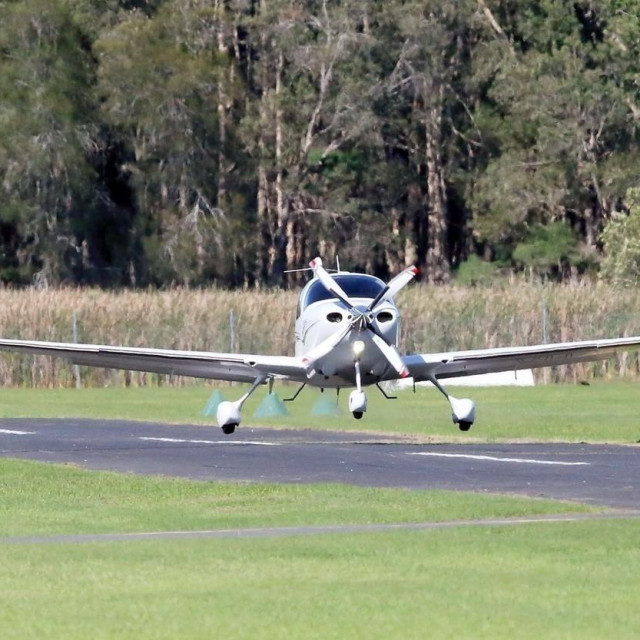 Aerodrom u Queenslandu, ilustracija