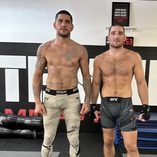Alex Pereira i Sean Strickland