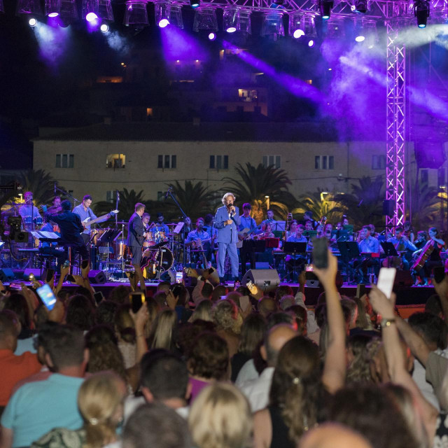 Prošlogodišnji Trag u beskraju, koncert u znak sjecanja na Olivera Dragojevica