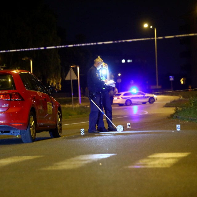Vozač autoškole u Španskom je autom na zebri naletio na dvije curice