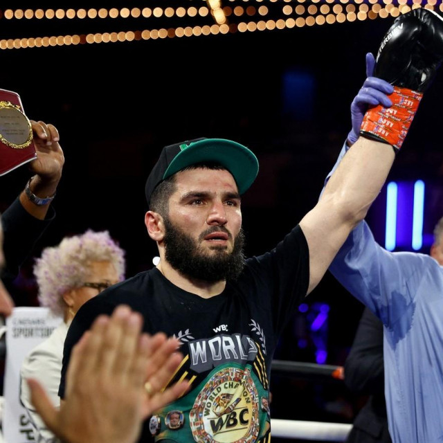 NEW YORK, NEW YORK - JUNE 18: Artur Beterbiev celebrates after defeating Joe Smith Jr during the light heavyweight title bout at The Hulu Theater at Madison Square Garden on June 18, 2022 in New York City. The fight was stopped in the second round. Elsa,Image: 700961491, License: Rights-managed, Restrictions:, Model Release: no, Credit line: ELSA/Getty images/Profimedia