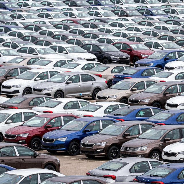 Novi jeftini automobili, ilustracija