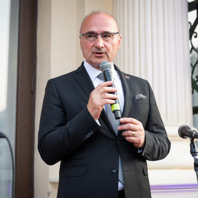 Gordan Grlić Radman