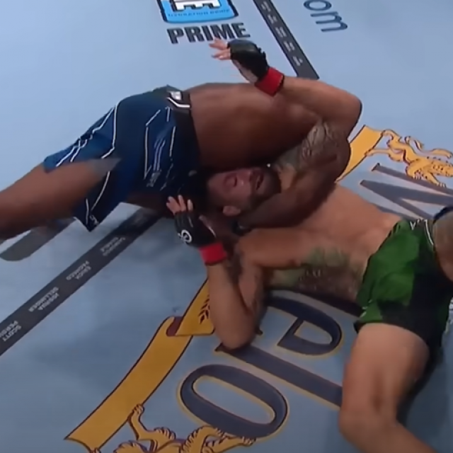 Kevin Holland vs. Michael Chiesa