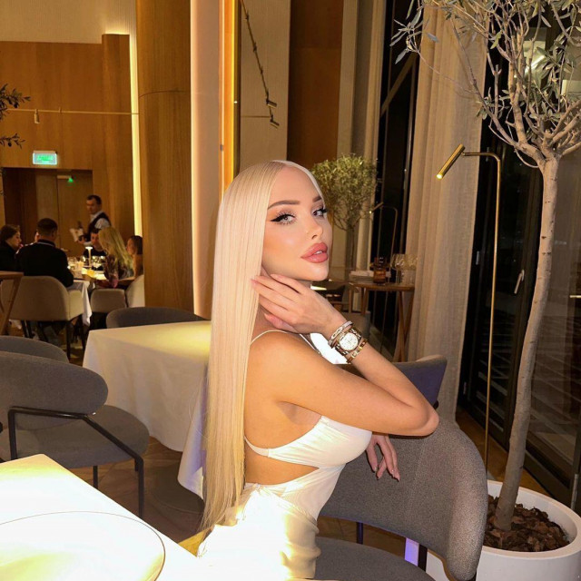 Angelina Breženskaja