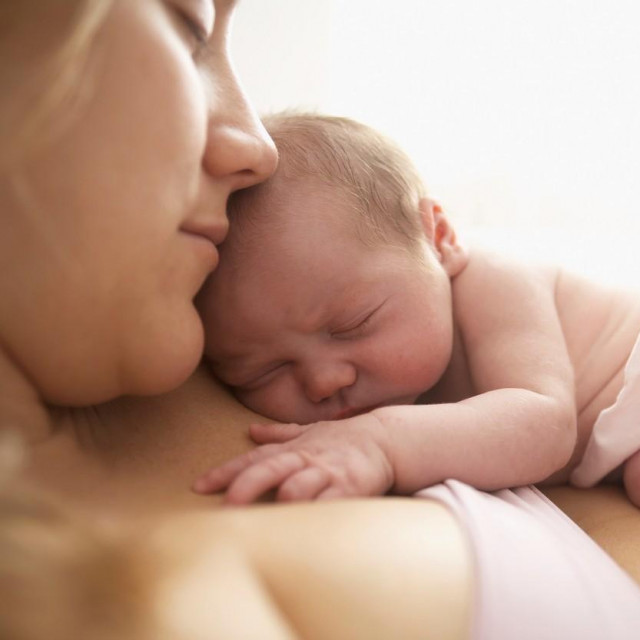 Majka i novorođenče, ilustracija