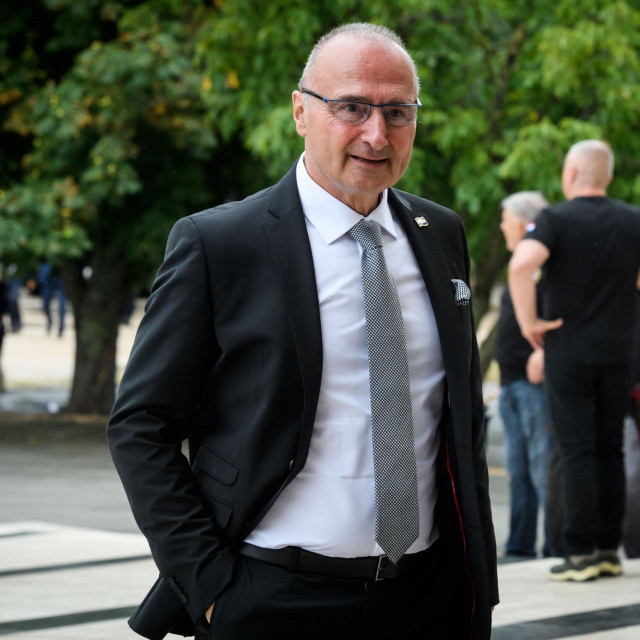 Gordan Grlić Radman