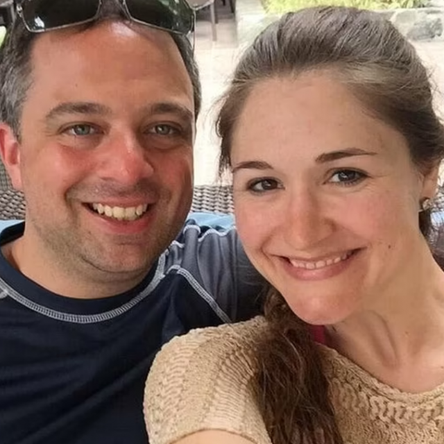 Adrienne Vaughan sa suprugom