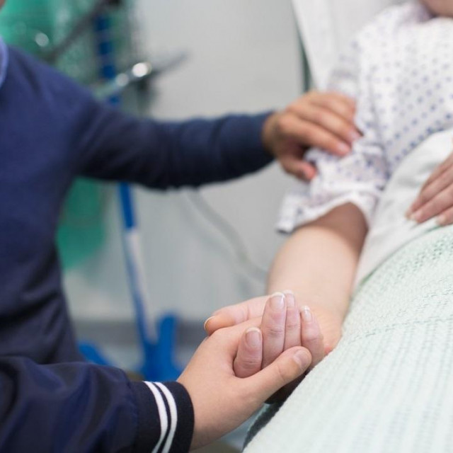 Djevojka u bolnici, ilustracija