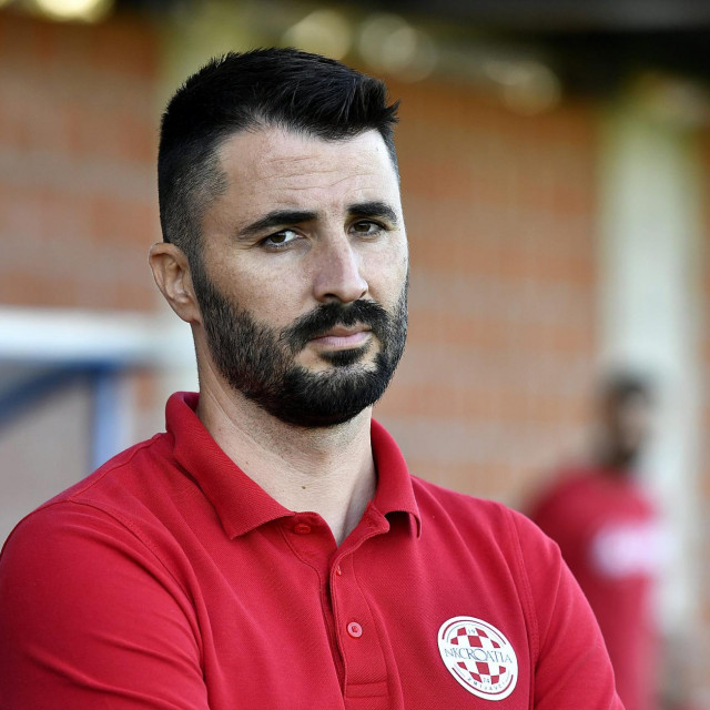 Krešimir Režić u Croatija Zmijavcima