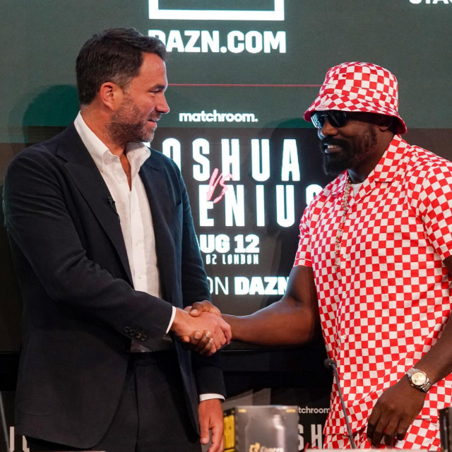 Derek Chisora i Eddie Hearn