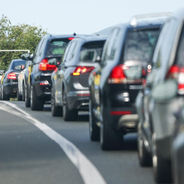 Gužva na cesti; ilustracija