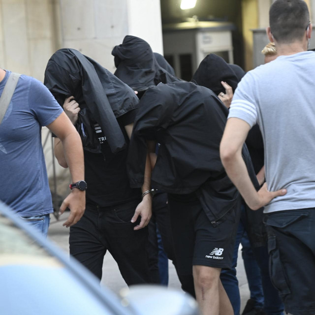 Privedeni Dinamovi huligani