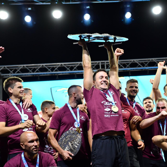 Veliki štit kneza Domagoja drugu je godinu zaredom u rukama ekipe Zagreba