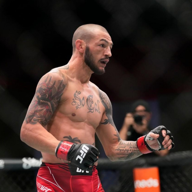   Cub Swanson  