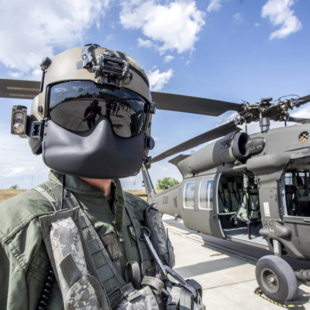 Preuzimanje Black Hawk helikoptera