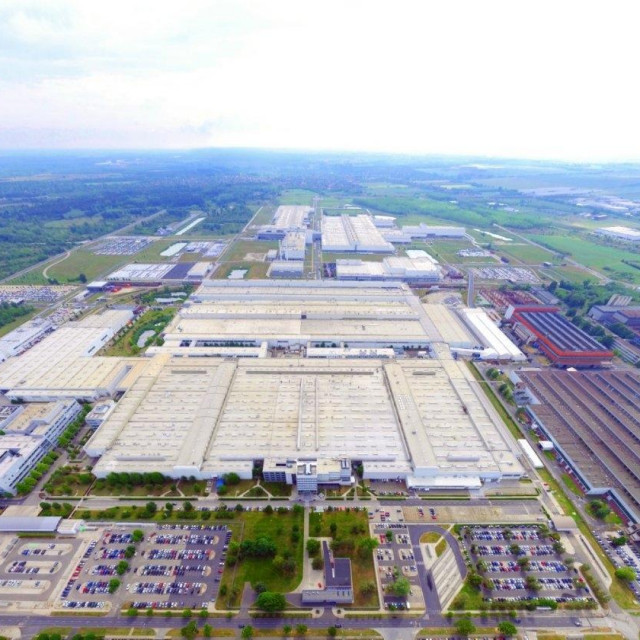 Audi u Mađarskoj, Gyor, ilustracija