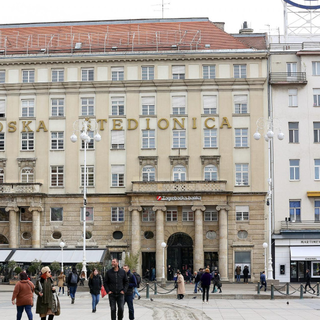 Poslovnica Zagrebačke banke na Trgu