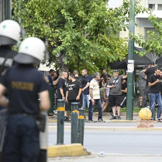 Policijsko osiguranje uoči poćetka sudskog procesa protiv navijača Dinama u Grčkoj