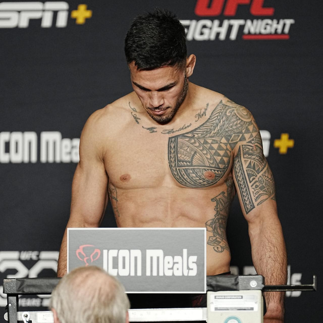 Brad Tavares