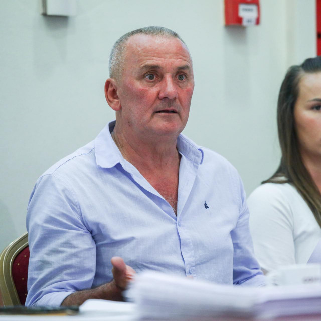 Marijan Lukač, vlasnik tvrtke Lukač jaja, na konferenciji za novinare