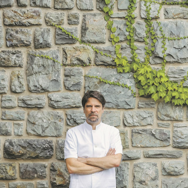 Doktor Marko Kutleša, napisao knjigu o liječenju covida i pacijentima ‘Mala nastamba tuge‘