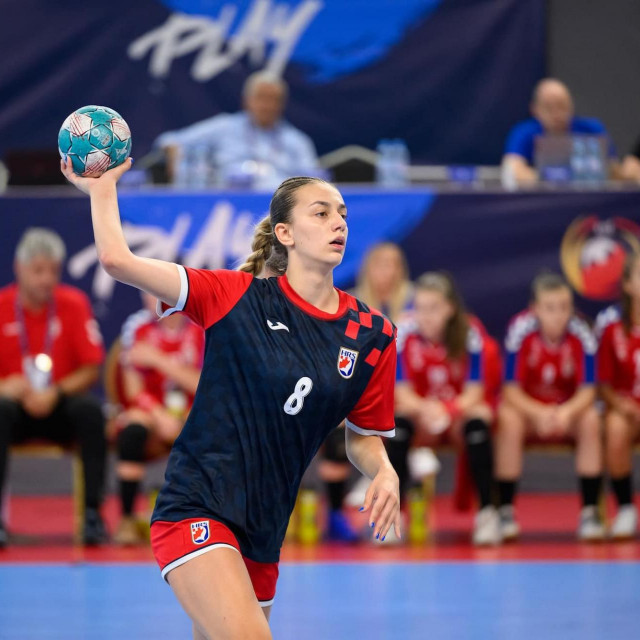 Ivana Fratnik