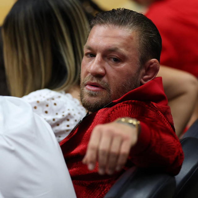  Conor McGregor 