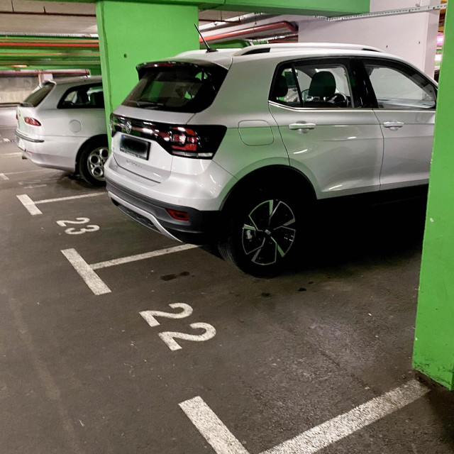 Parkiranje (ilustracija)