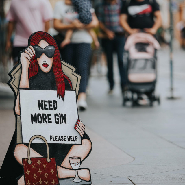 Prosjaci Nikolina Ivezić