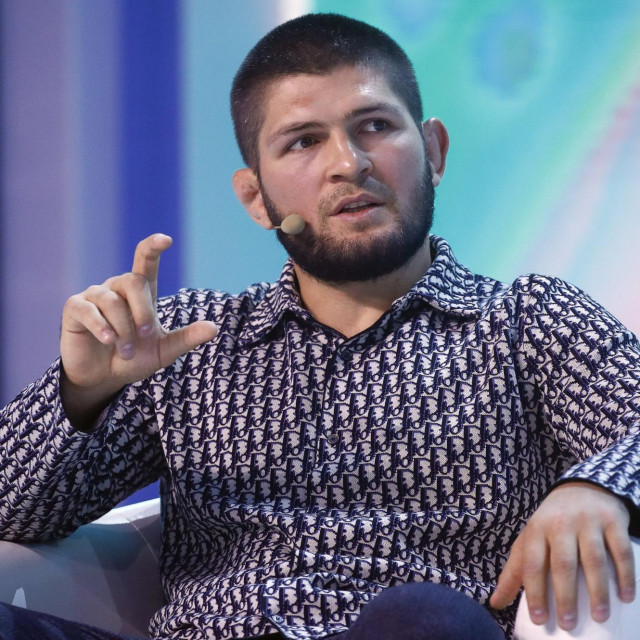  Khabib Nurmagomedov 