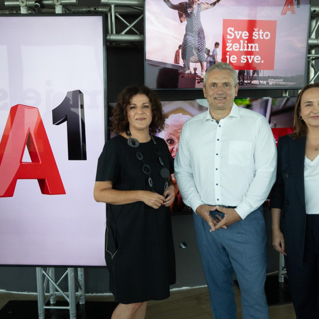 Ivana Marković, Jiří Dvorjančanský, Monika Majstorović
