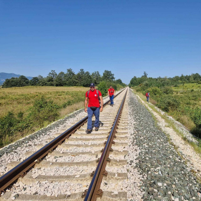 HGSS u potrazi za muškarcem koji je iskočio iz vlaka