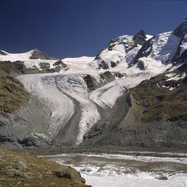 Zermatt u Švicarskoj, arhivska fotografija