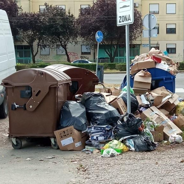 Smeće na Srednjacima