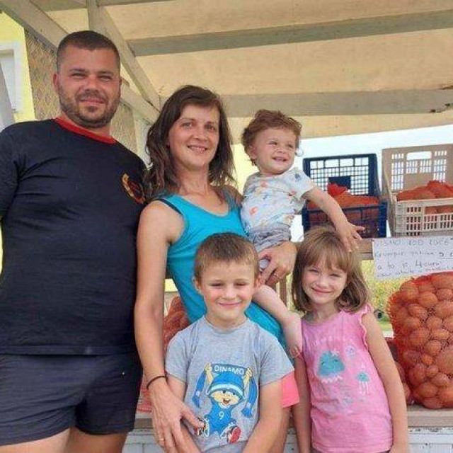 Ova mlada obitelj svima može biti uzor