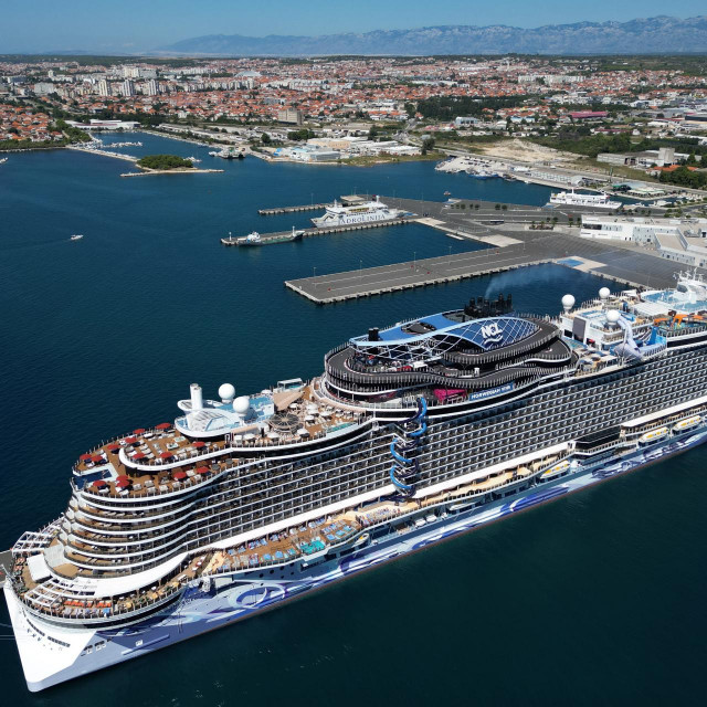 ‘Norwegian Viva‘ u Zadru