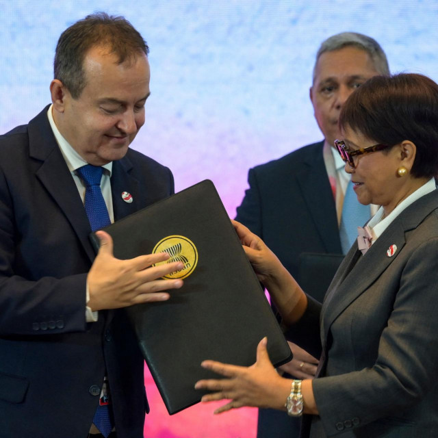Ministar vanjskih poslova Srbije Ivica Dačić i ministrica vanjskih poslova Indonezije Retno Marsudi