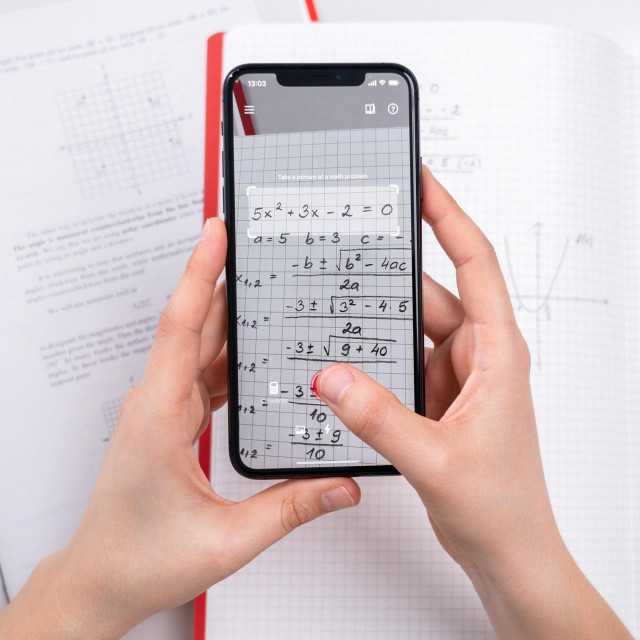 Photomath omogućuje rješavanje matematičkih zadataka fotografiranjem